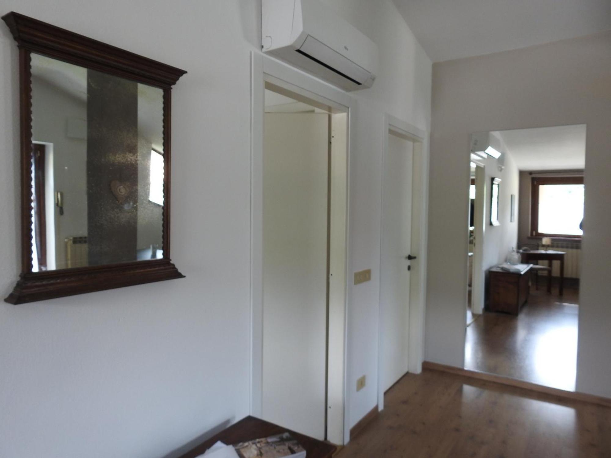 La Casa Di Clara Panzió Esine Kültér fotó
