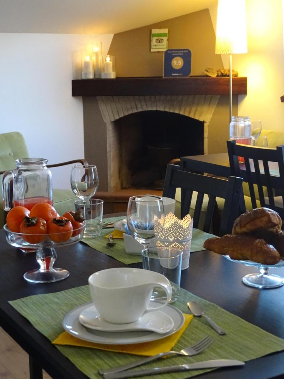 La Casa Di Clara Panzió Esine Kültér fotó