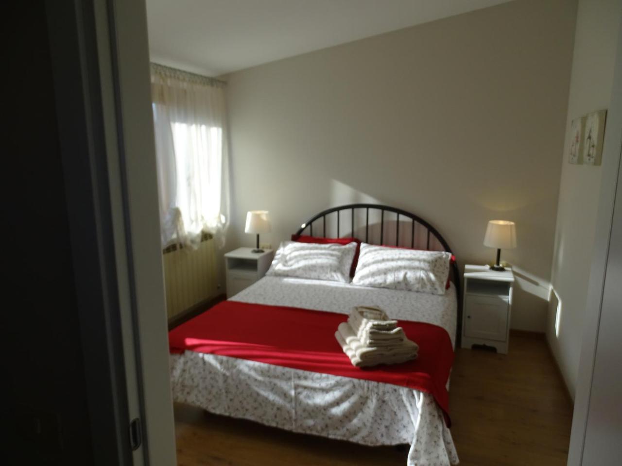 La Casa Di Clara Panzió Esine Kültér fotó